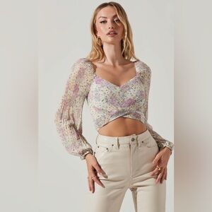 ASTR The Label Bonnie Floral Plisse Long Sleeve Crop Top